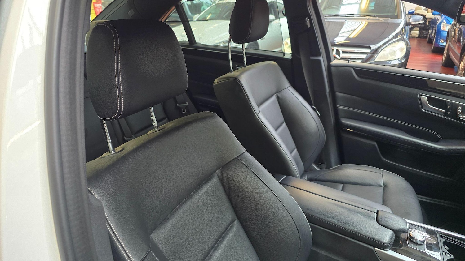 Used Mercedes-Benz E Class for sale - 76153059: Photo 25