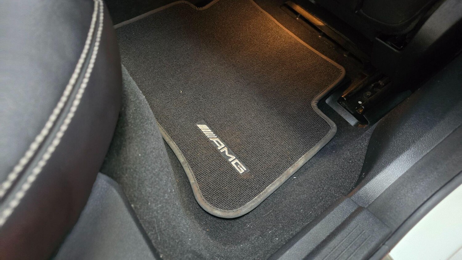 Used Mercedes-Benz E Class for sale - 76153059: Photo 28