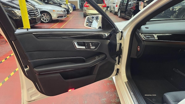 Used Mercedes-Benz E Class for sale - 76153059: Photo 34