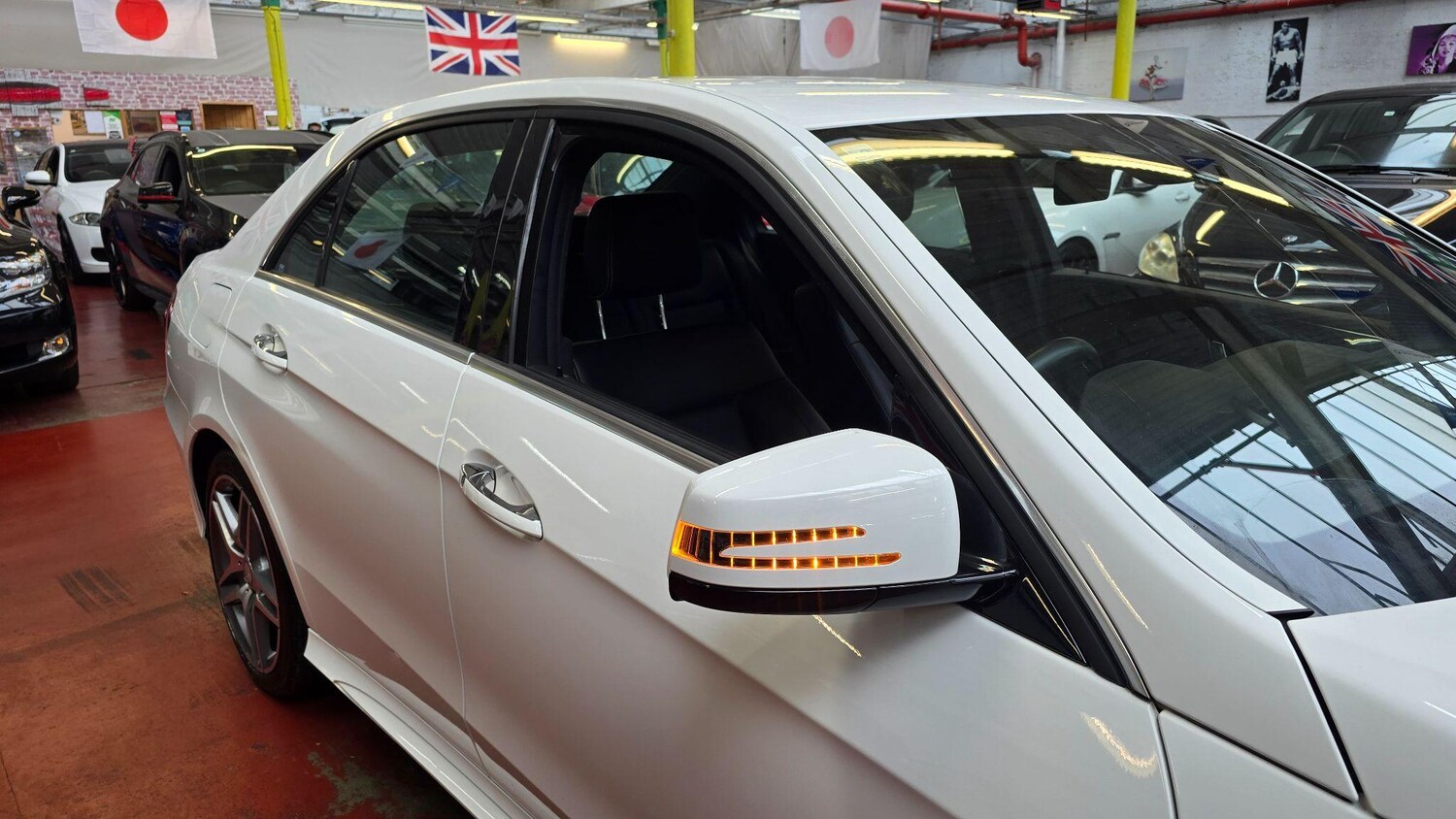 Used Mercedes-Benz E Class for sale - 76153059: Photo 50