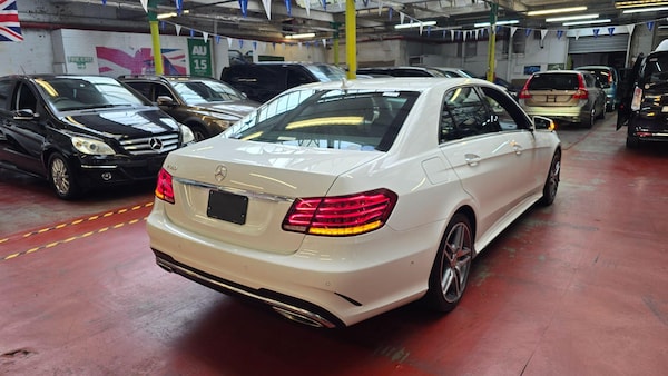 Used Mercedes-Benz E Class for sale - 76153059: Photo 56