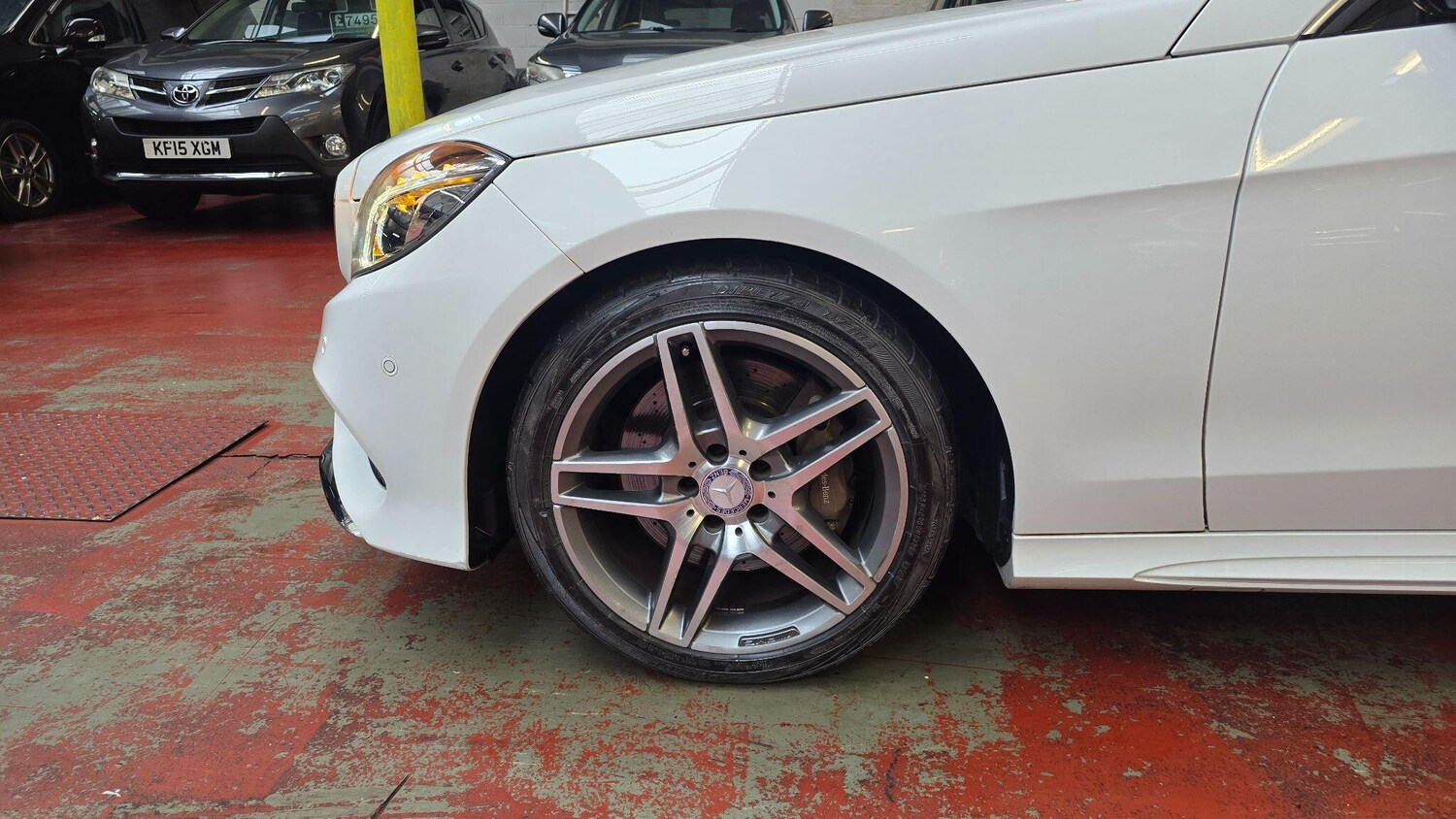 Used Mercedes-Benz E Class for sale - 76153059: Photo 59