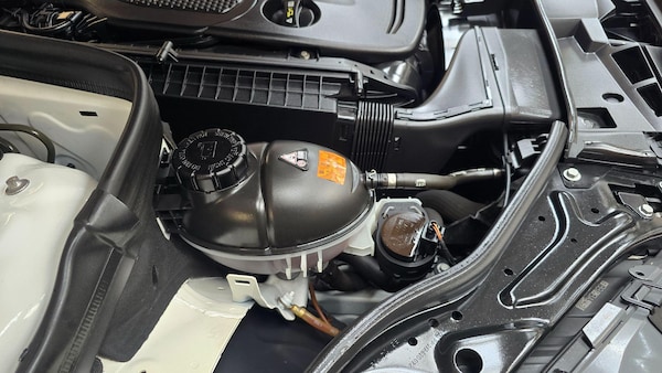 Used Mercedes-Benz E Class for sale - 76153059: Photo 67