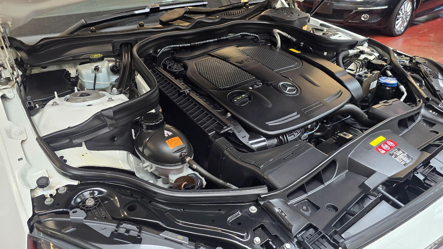 Used Mercedes-Benz E Class for sale - 76153059: Photo 69