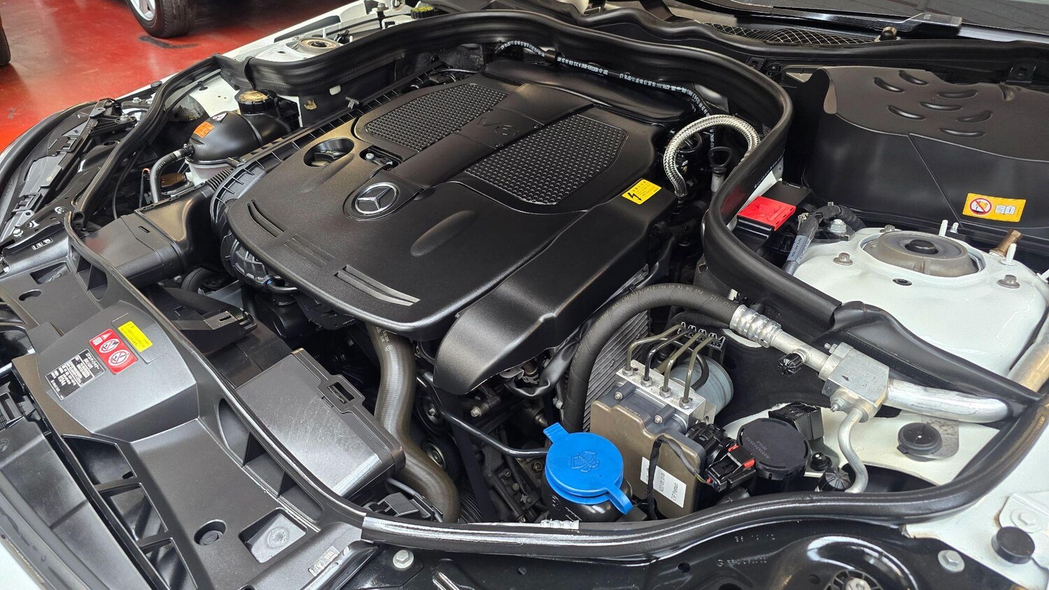 Used Mercedes-Benz E Class for sale - 76153059: Photo 70