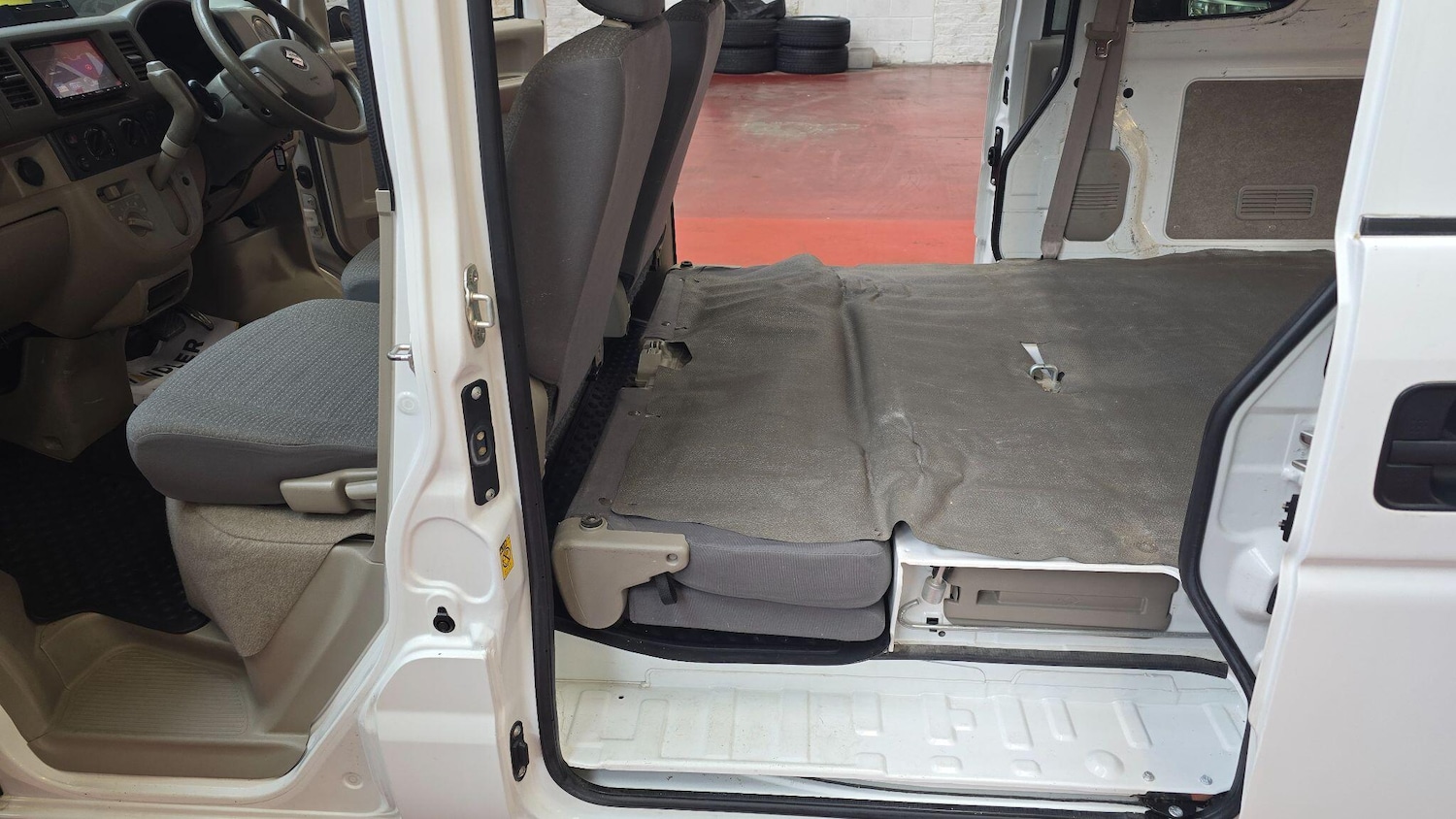 Used Suzuki Carry Wagon 2025 for sale - 76992829: Photo 11