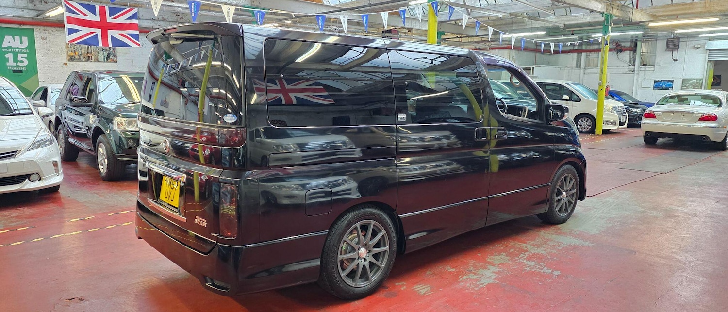 Used Nissan Elgrand 2022 for sale - 76823570: Photo 6