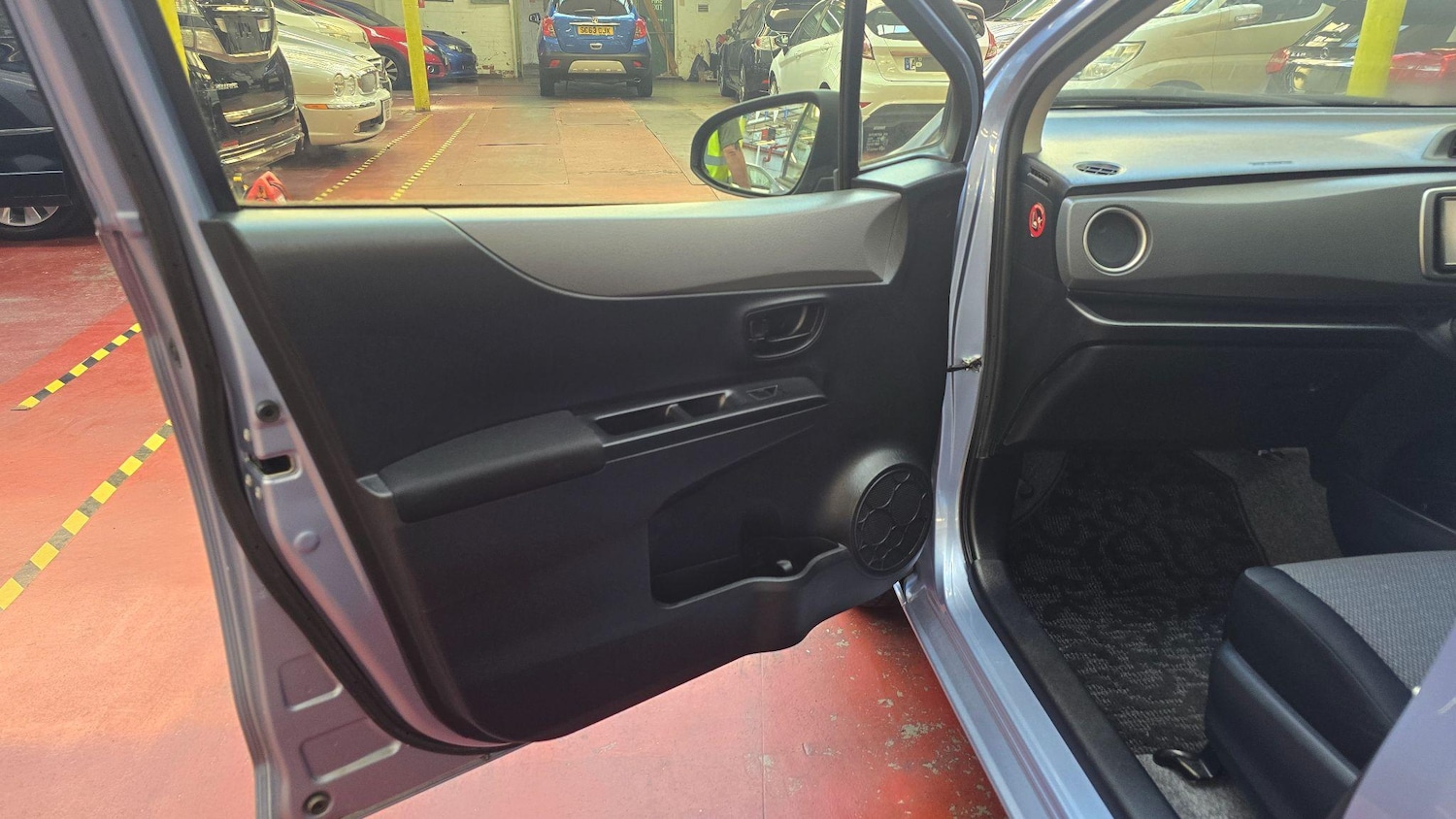 Used Toyota Yaris for sale - 77109004: Photo 20