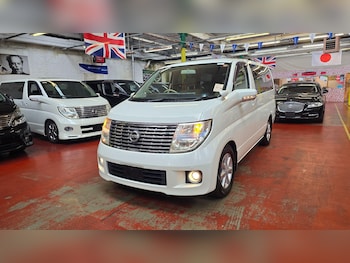 (59) - 3.5 4wd Recliners Curtains Cameras 5-Door