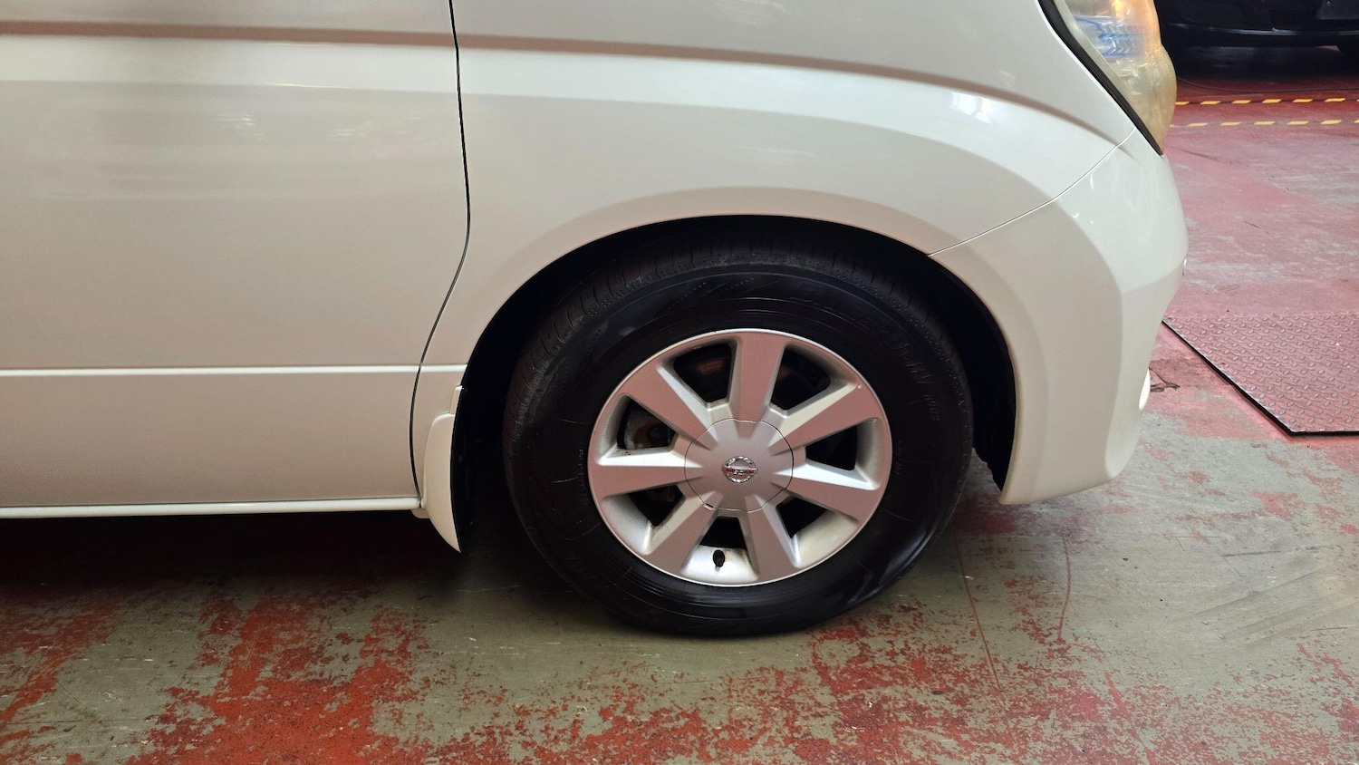 Used Nissan Elgrand for sale - 77237580: Photo 41