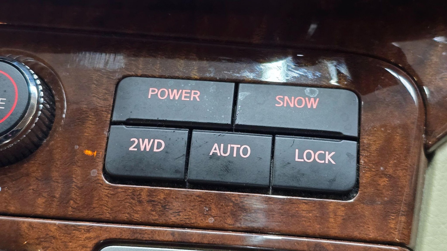 Used Nissan Elgrand for sale - 77237580: Photo 8