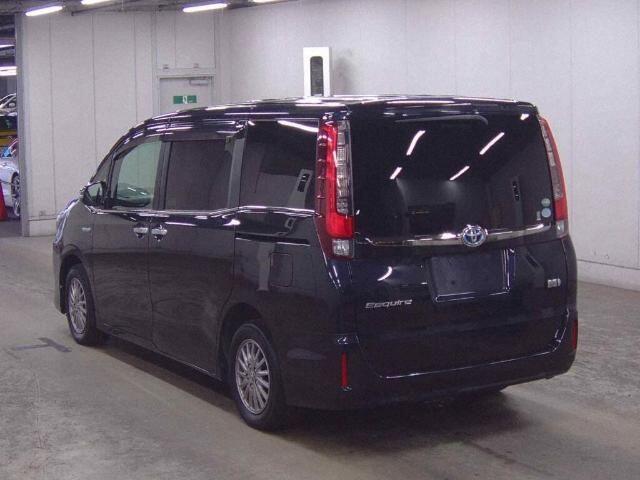 Used Toyota Voxy for sale - 76522381: Photo 5