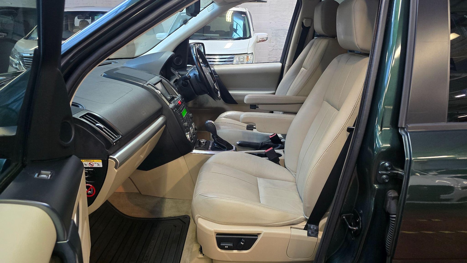 Used Land Rover Freelander 2 2025 for sale - 76728683: Photo 15