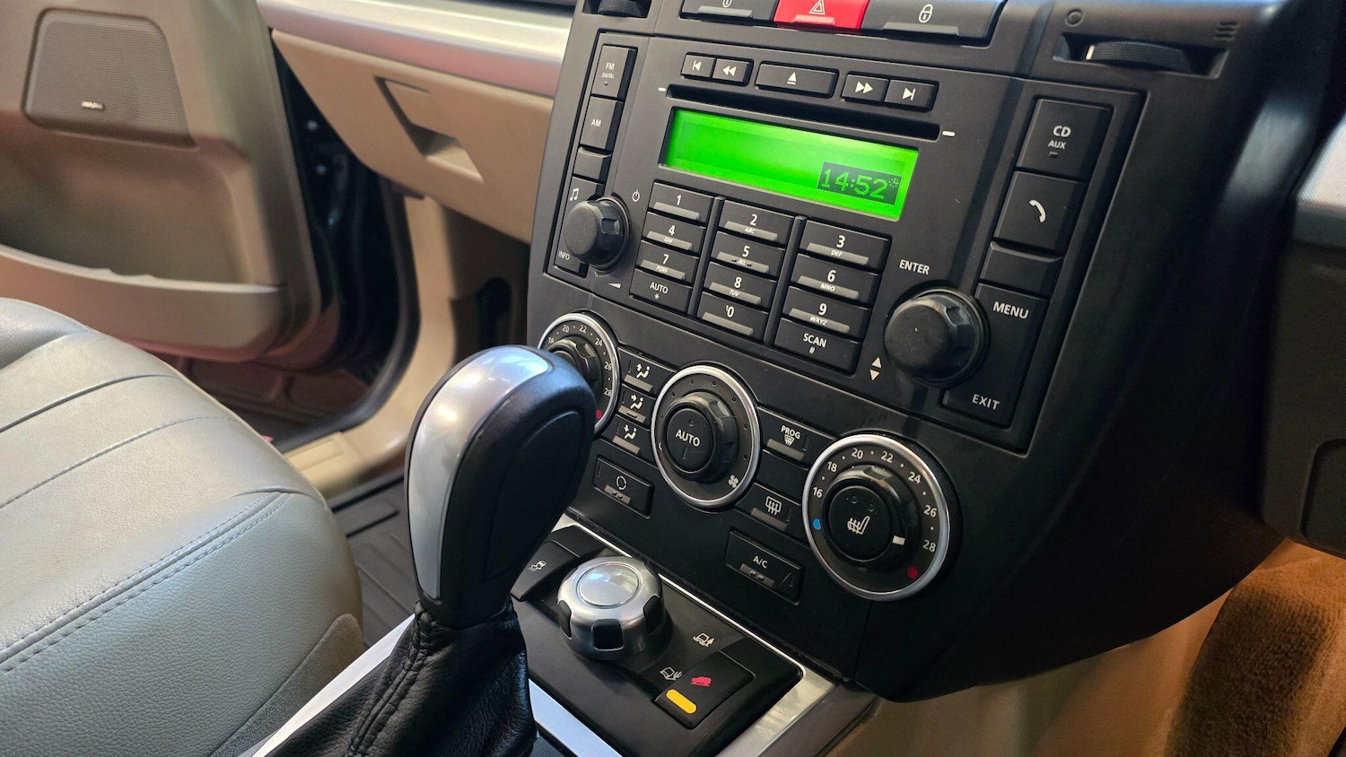 Used Land Rover Freelander 2 2025 for sale - 76728683: Photo 8