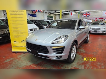 Used Porsche Macan 2015 for sale - 78935395: Photo