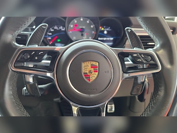 Used Porsche Macan 2015 for sale - 78935395: Photo