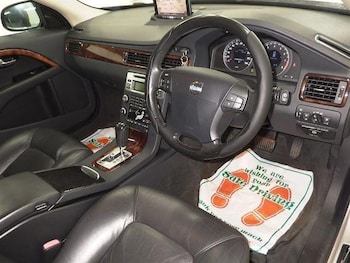Used Volvo V70 2009 for sale - 78771261: Photo