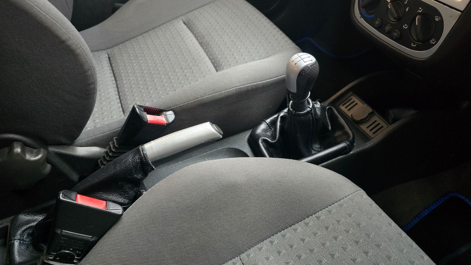 Used Vauxhall Corsa for sale - 77599056: Photo 3