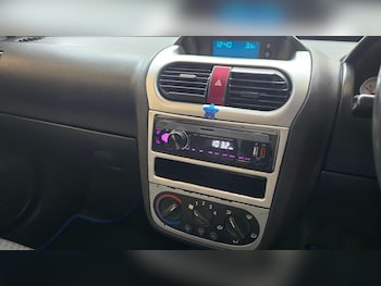 Used Vauxhall Corsa 2004 for sale - 77599056: Photo