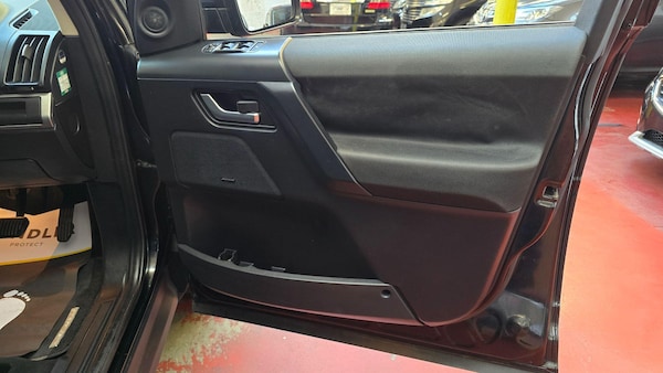 Used Land Rover Freelander 2 2014 for sale - 76072317: Photo 24