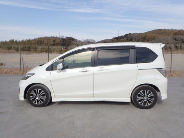 Used Honda Freed for sale - 77574267: Photo 17