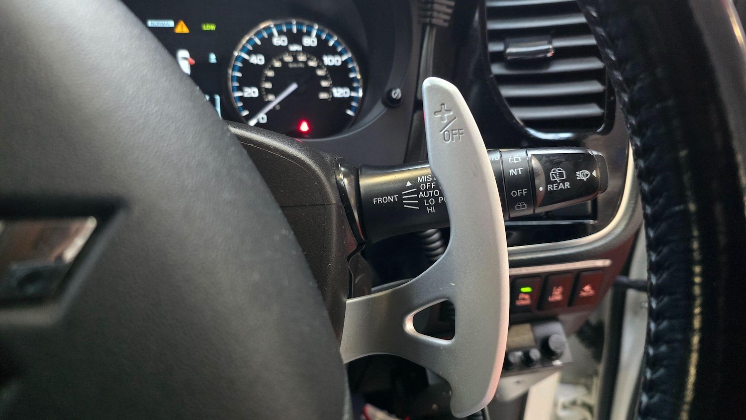 Used Mitsubishi Outlander 2017 for sale - 78034263: Photo 10