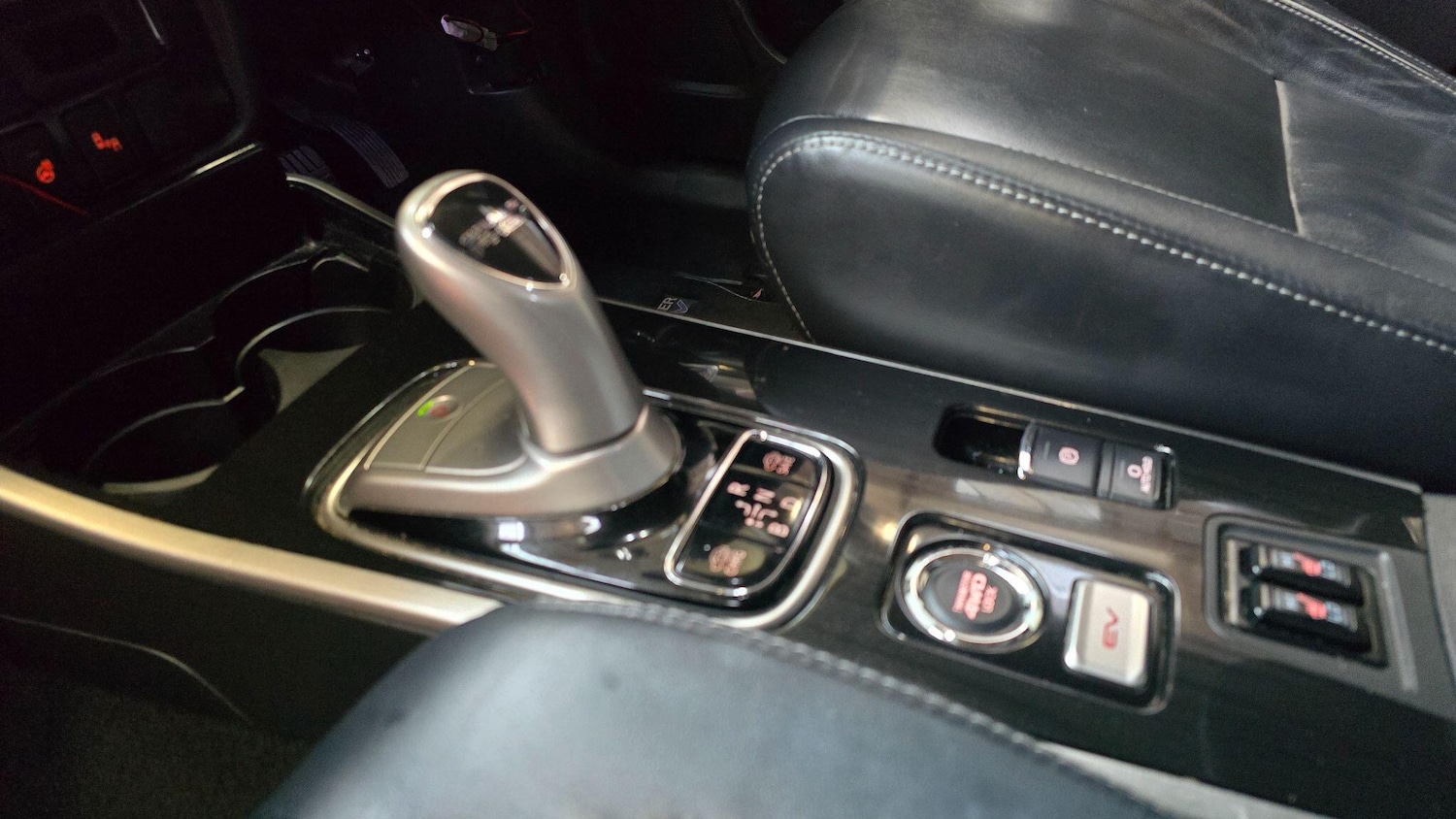 Used Mitsubishi Outlander 2017 for sale - 78034263: Photo 20