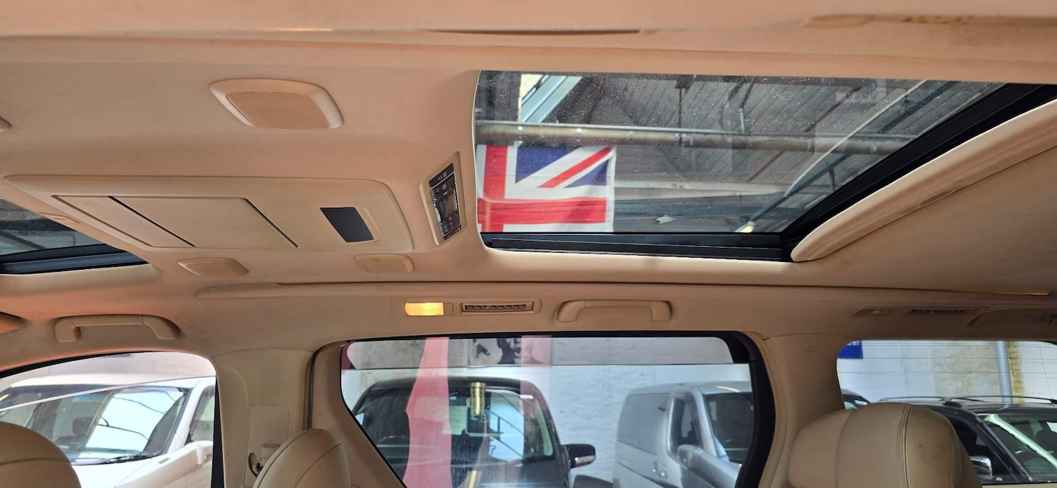 Used Toyota Vellfire 2022 for sale - 76993145: Photo 15