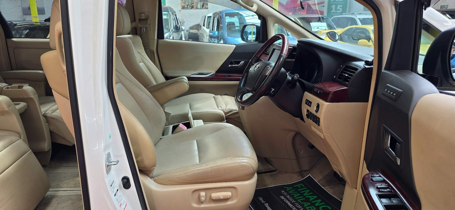 Used Toyota Vellfire 2022 for sale - 76993145: Photo 16