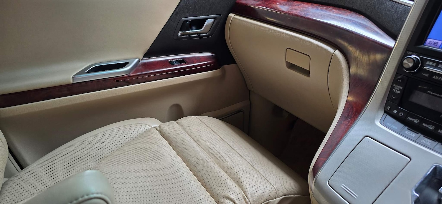 Used Toyota Vellfire 2022 for sale - 76993145: Photo 17