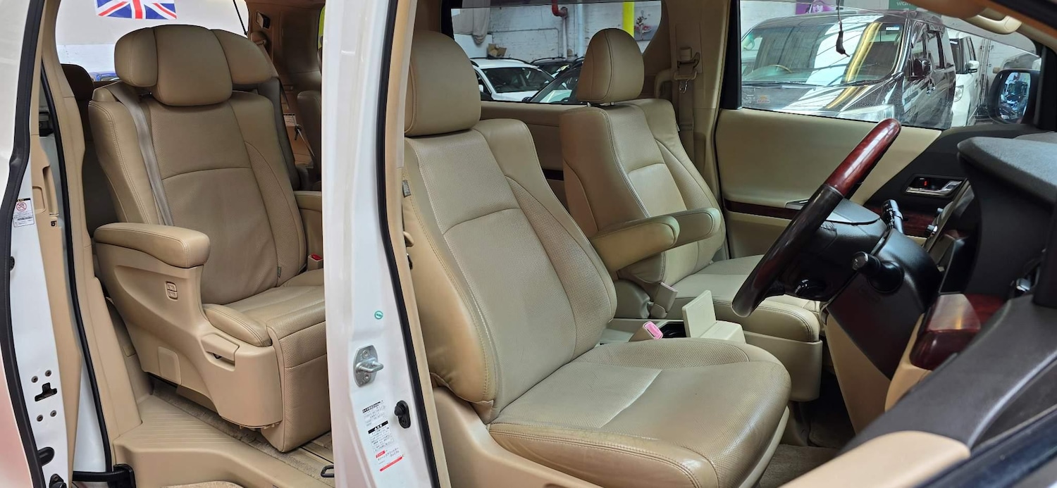 Used Toyota Vellfire 2022 for sale - 76993145: Photo 18