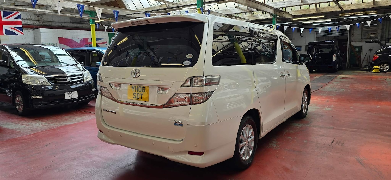 Used Toyota Vellfire 2022 for sale - 76993145: Photo 3