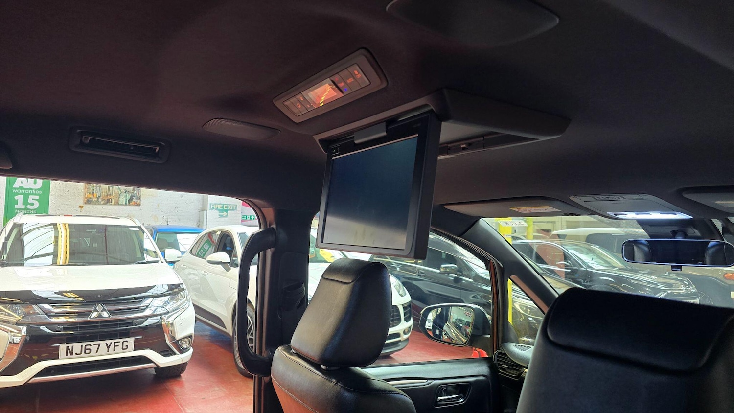 Used Toyota Voxy for sale - 77705070: Photo 16