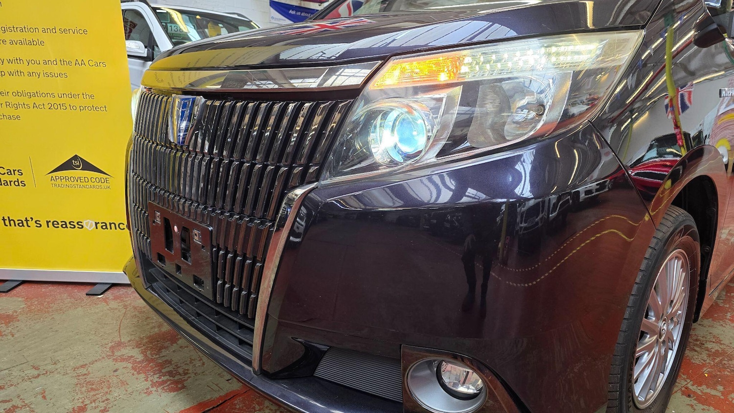 Used Toyota Voxy for sale - 77705070: Photo 30