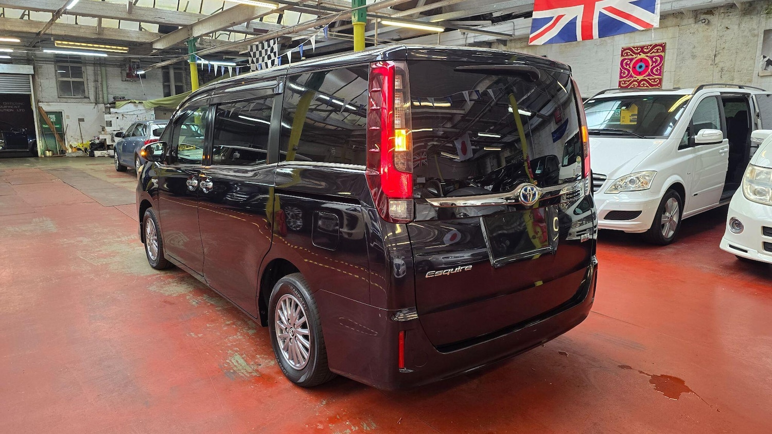 Used Toyota Voxy for sale - 77705070: Photo 33