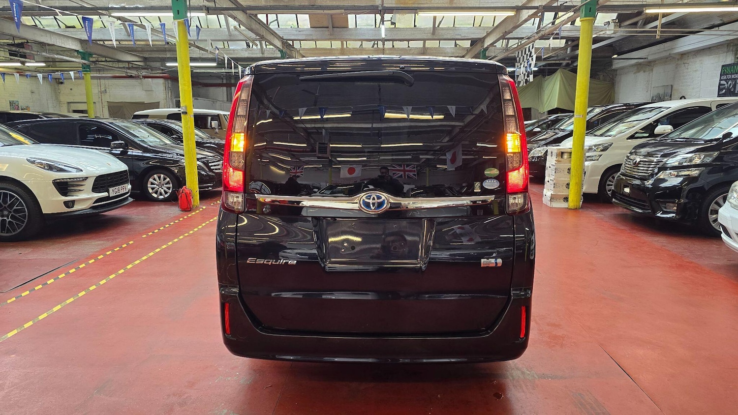 Used Toyota Voxy for sale - 77705070: Photo 34