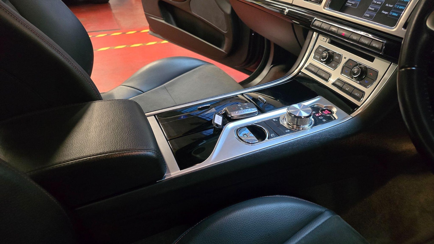 Used Jaguar XF 2025 for sale - 77109888: Photo 17