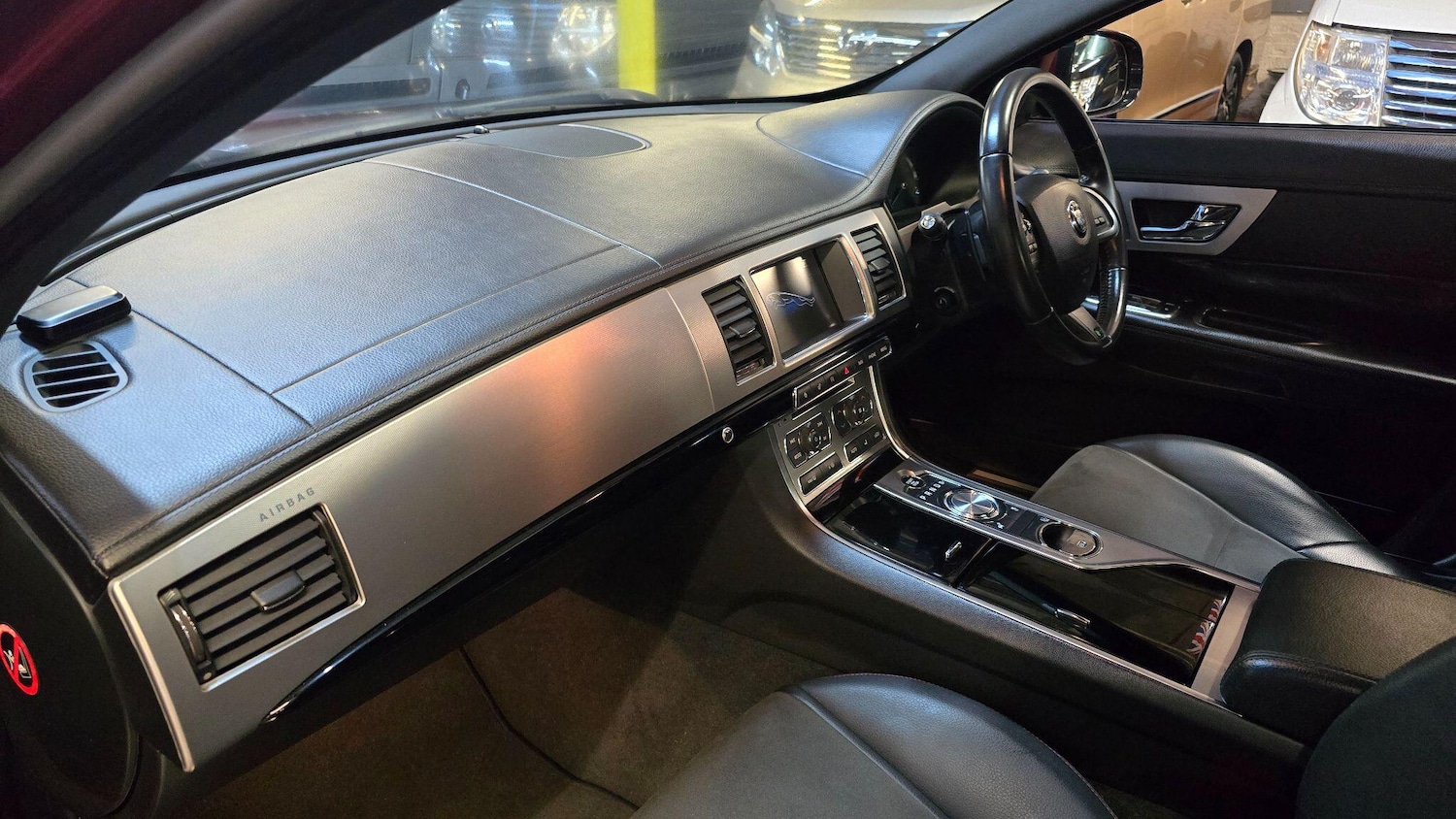 Used Jaguar XF 2025 for sale - 77109888: Photo 5