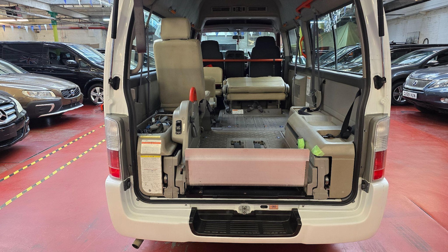 Used Nissan Elgrand 2025 for sale - 77109175: Photo 24