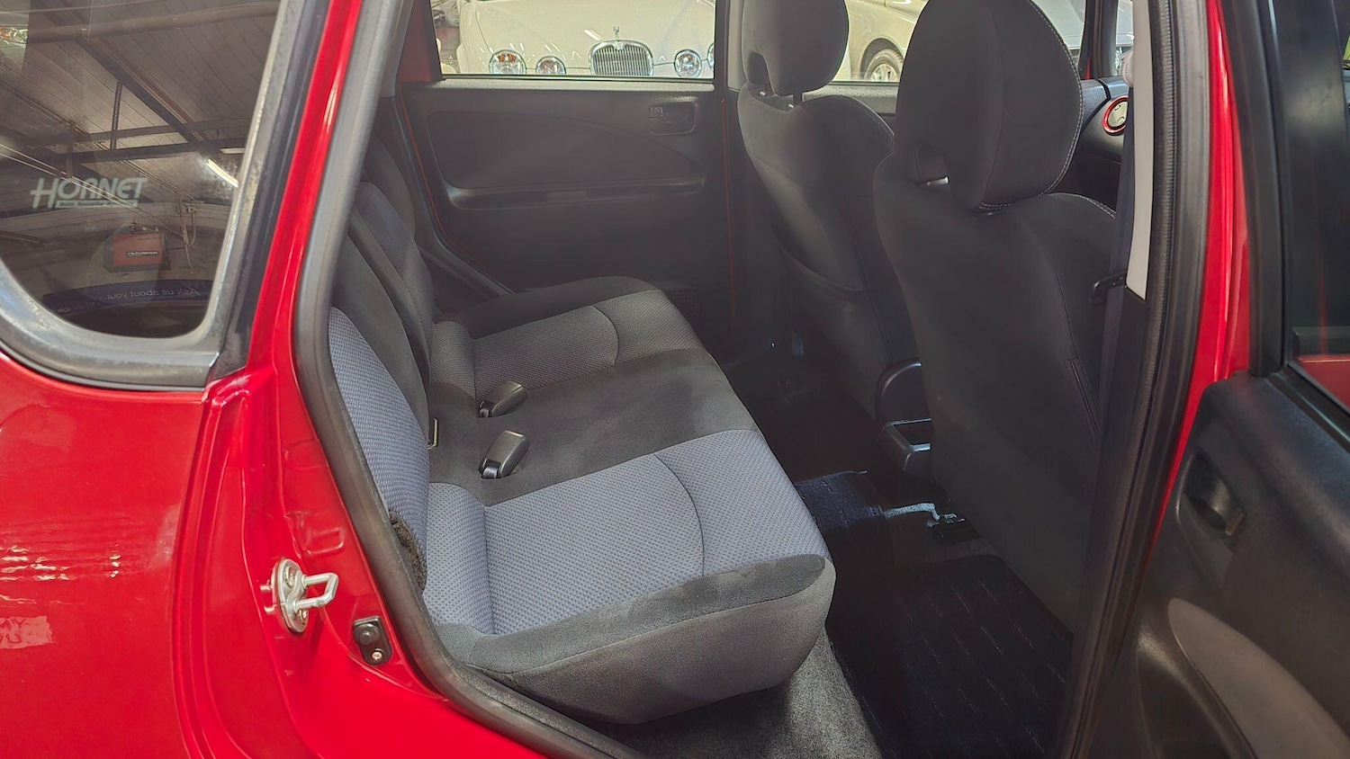 Used Mitsubishi Colt for sale - 76689113: Photo 10