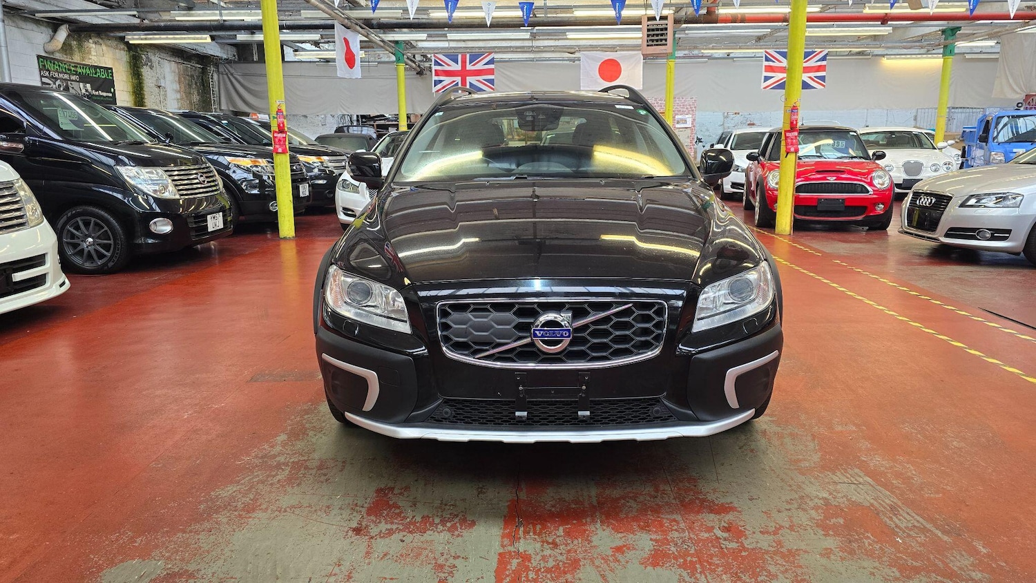 Used Volvo XC70 for sale - 77142931: Photo 2