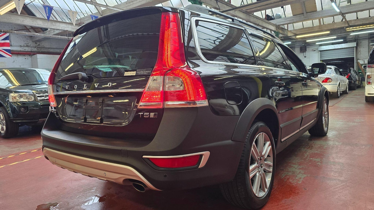 Used Volvo XC70 for sale - 77142931: Photo 33