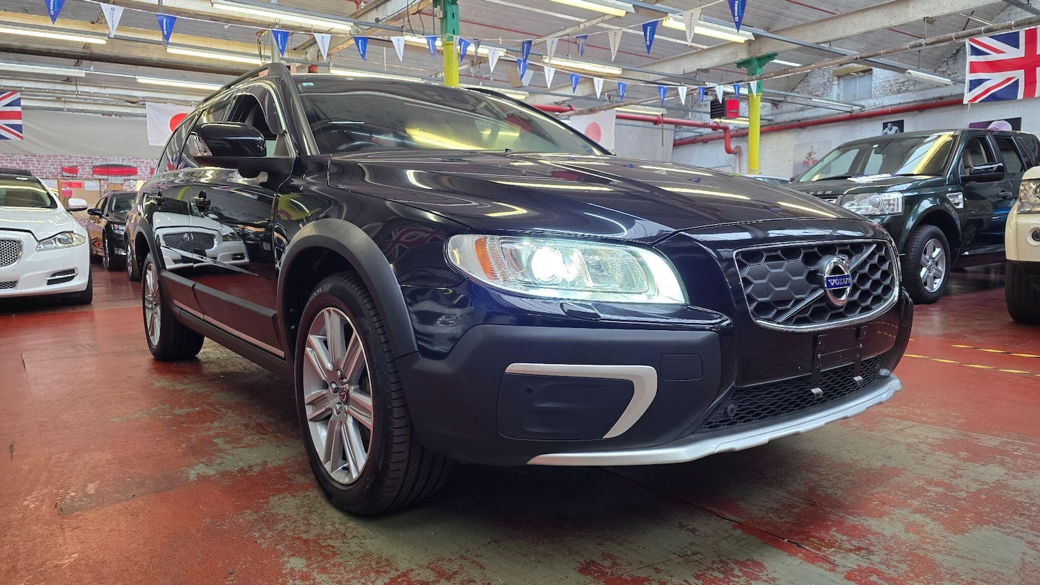 Used Volvo XC70 for sale - 77142931: Photo 35