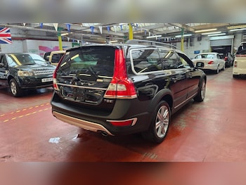 Used Volvo XC70 2015 for sale - 77142931: Photo