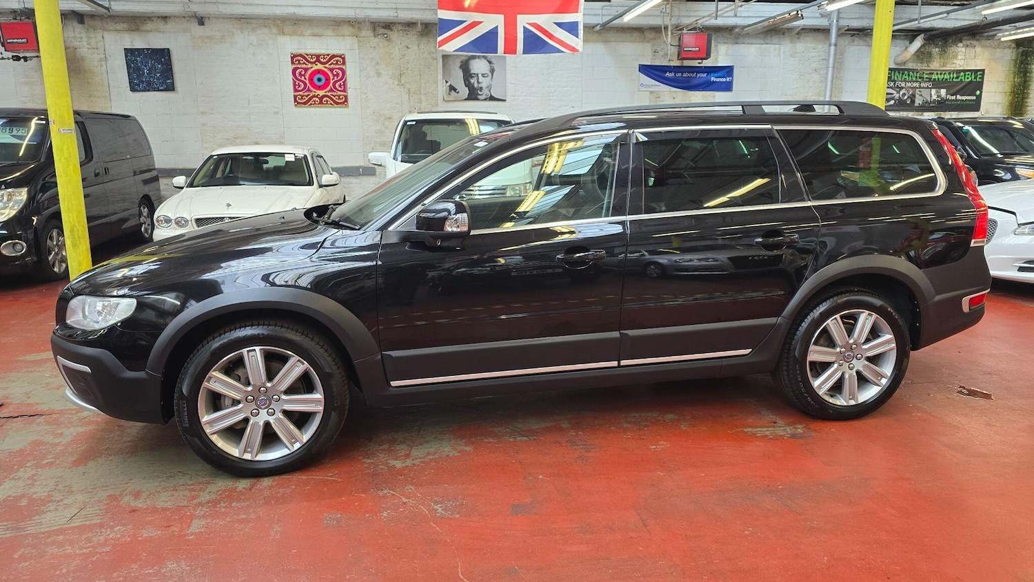 Used Volvo XC70 for sale - 77142931: Photo 41