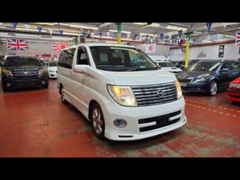 Used Nissan Elgrand 2006 for sale - 74433805: Photo