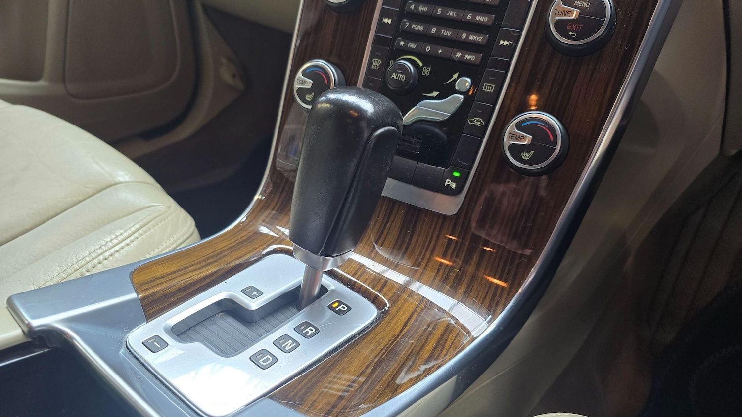 Used Volvo V60 for sale - 77783243: Photo 4