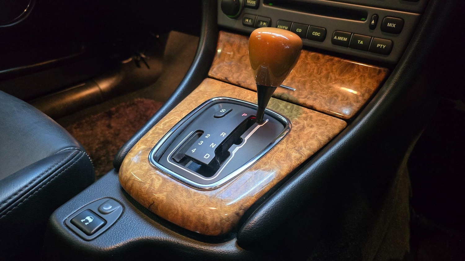 Used Jaguar X-Type 2025 for sale - 77454865: Photo 11