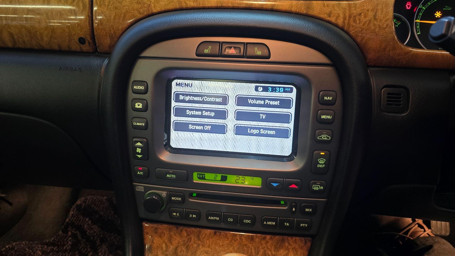 Used Jaguar X-Type 2025 for sale - 77454865: Photo 12