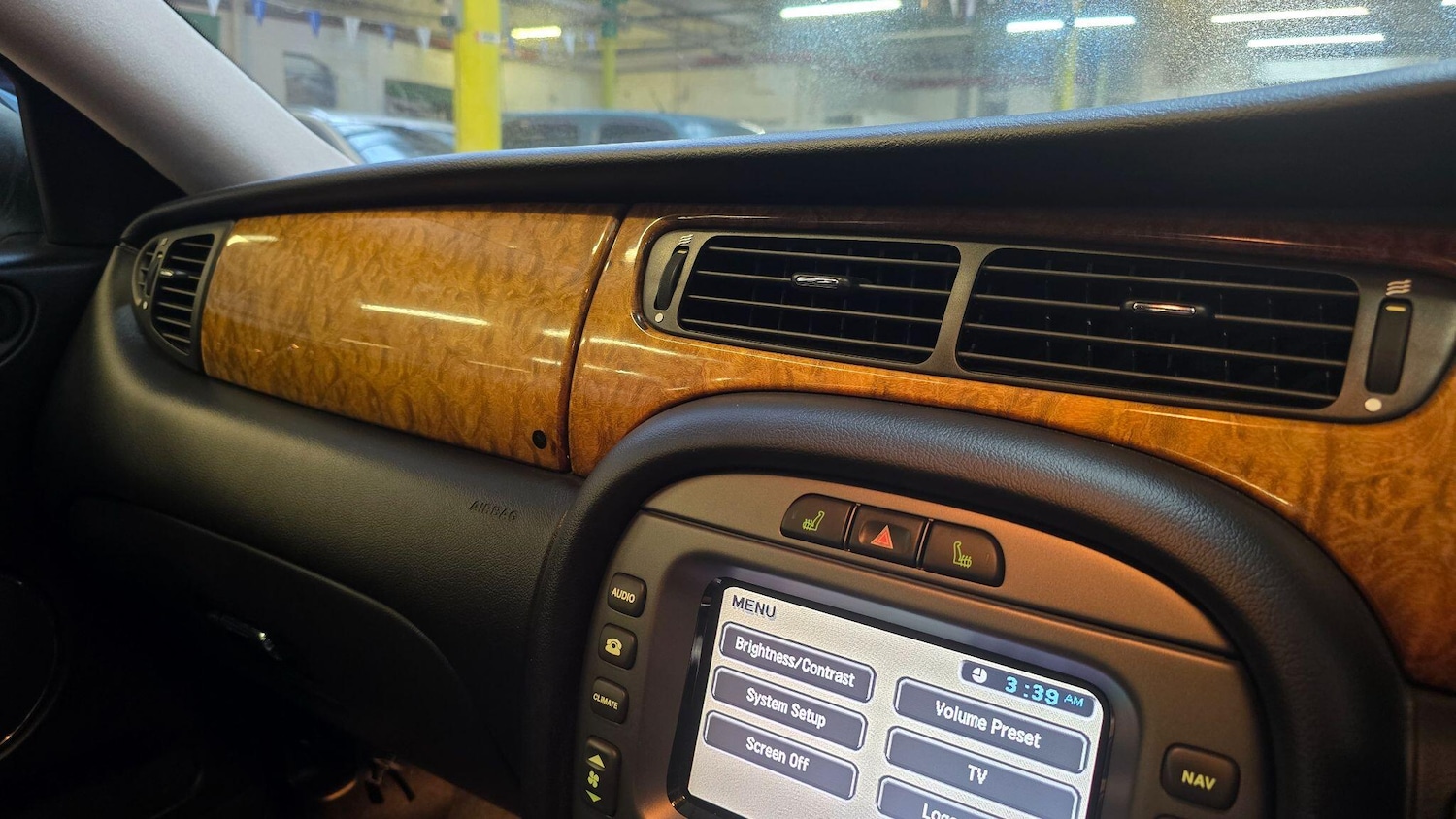 Used Jaguar X-Type 2025 for sale - 77454865: Photo 13